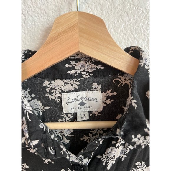 Lee Cooper Black Floral Button Up Shirt Blouse Women's Size Large Collared - Picture 3 of 4